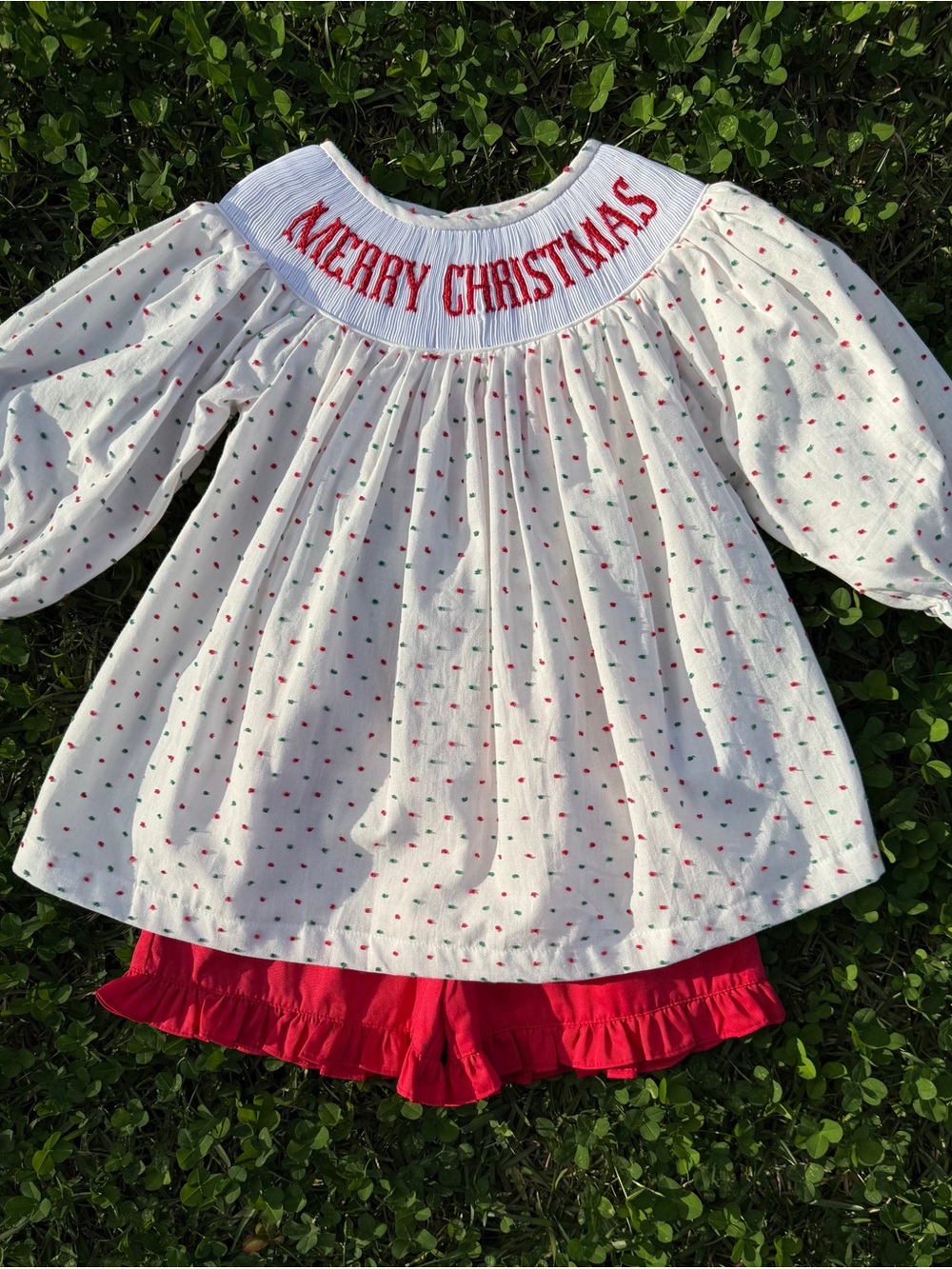 MERRY CHRISTMAS Smocked Short Set